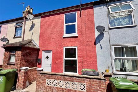 2 bedroom house for sale, Lancaster Square, Great Yarmouth