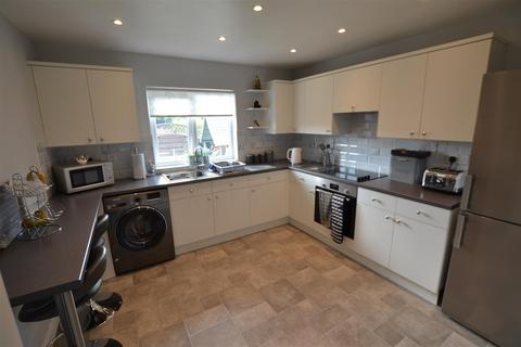 2 bedroom semi-detached bungalow for sale, Aldermans Meadow, Leominster