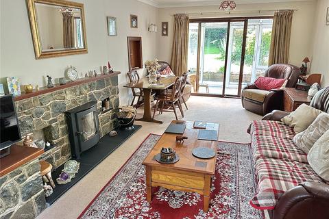 3 bedroom detached house for sale, Chapel Field, Llandinam, Powys, SY17