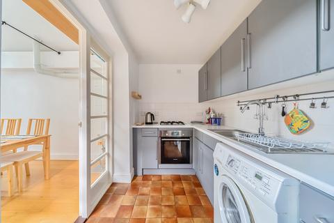 2 bedroom terraced house for sale, The Street, Wrecclesham, Farnham, Surrey, GU10