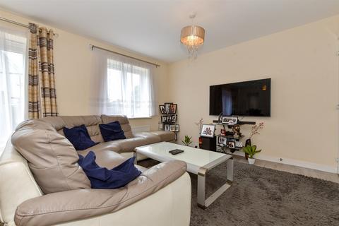 4 bedroom end of terrace house for sale, Regna Close, Rainham, Essex