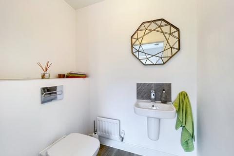 6 Evans Way, Witham, CM8 2FX
