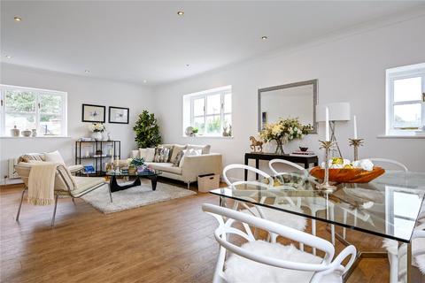 Flat 4, 30 - 32 Cross Street, London, N1 2BG