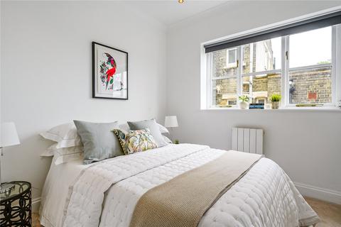 Flat 4, 30 - 32 Cross Street, London, N1 2BG