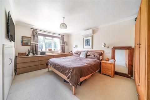 5 bedroom end of terrace house for sale, Mundays Boro Road, Puttenham, Guildford, Surrey, GU3