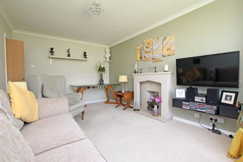 2 bedroom detached house for sale, Went Hill Gardens, Eastbourne, BN22 0QP