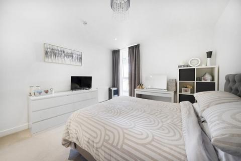2 bedroom apartment for sale, Granite Apartments, River Gardens Walk Greenwich SE10
