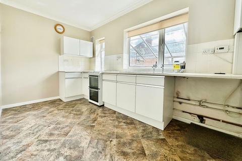 2 bedroom semi-detached house for sale, London Road, Markfield