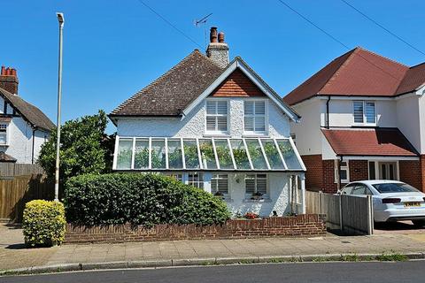 4 bedroom detached house for sale, Spenser Road, Herne Bay, CT6 6AP