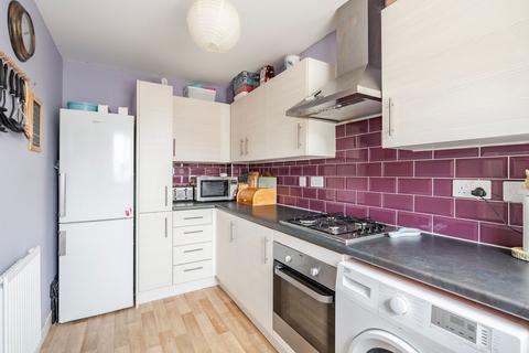 2 bedroom terraced house for sale, Lupton Close, Oulton