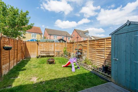 2 bedroom terraced house for sale, Lupton Close, Oulton