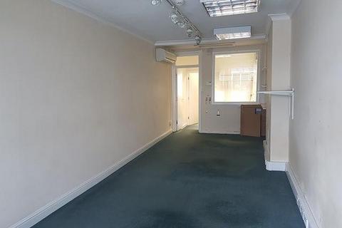 Property to rent, West Street, Fareham PO16