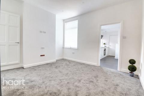 3 bedroom end of terrace house for sale, Milner Road, Nottingham