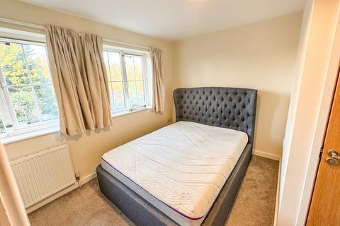 3 bedroom detached house for sale, Vale Crescent, Tilehurst, Reading, RG30