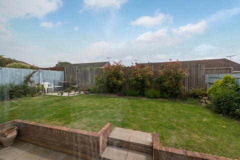 2 bedroom semi-detached bungalow for sale, Derwent Avenue, Ramsgate, CT11