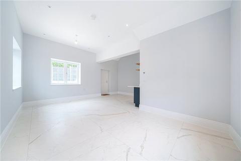 6 Newall Close, Uxbridge, UB10 0FA
