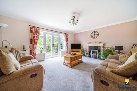 4 bedroom detached house for sale, Wilderness Road, Surrey GU2