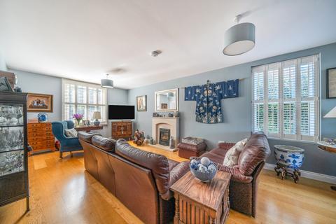 3 bedroom semi-detached house for sale, Church Road, Surrey GU21