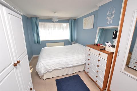 3 bedroom house for sale, Firecrest Road, Chelmsford