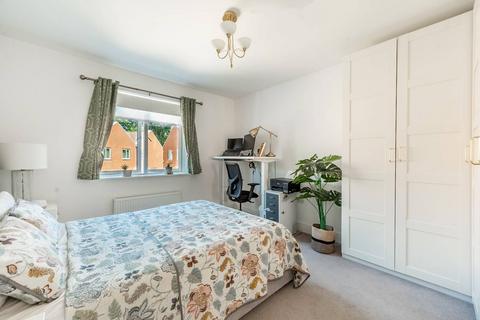 2 bedroom end of terrace house for sale, Leefe Robinson Mews, Stanmore, HA7