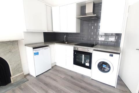 1 bedroom flat to rent, Ballards Lane, Finchley, London, N3