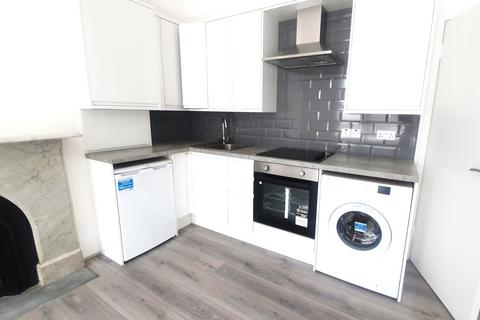undefined, Ballards Lane, Finchley, London, N3