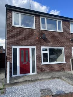 3 bedroom semi-detached house to rent, Pontefract, WF8