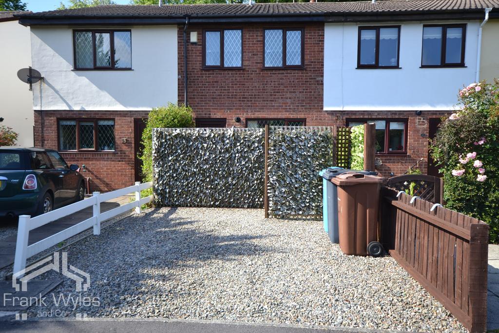Badgers Walk East, Lytham 2 bed terraced house for sale £196,995