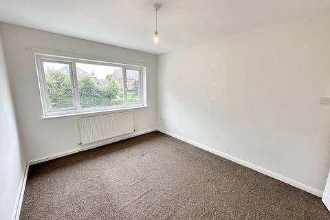 2 bedroom flat to rent, 14 Clifton Crescent North, Clifton, Rotherham S65