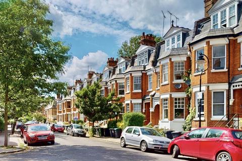 2 bedroom flat for sale, Milton Park, London N6