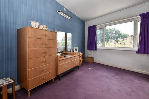 1 Rowan Walk, Bromley, BR2 8QW