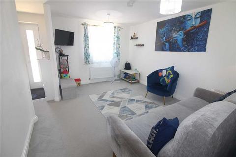 3 bedroom end of terrace house for sale, Milton Keynes MK12