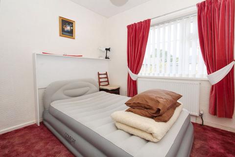 3 bedroom bungalow for sale, Aisgill Drive, Chapel House, Newcastle upon Tyne, Tyne and Wear, NE5 1AR