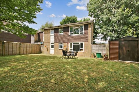 2 bedroom flat for sale, Woodlands Close, Crawley Down, RH10