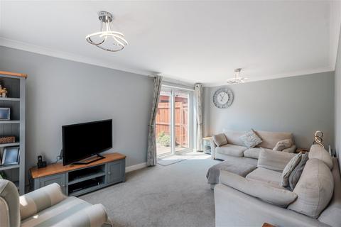 3 bedroom detached house for sale, Royal Worcester Crescent, The Oakalls, Bromsgrove, B60 2TG