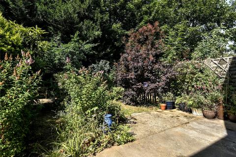 28a Wellington Road, Pinner, HA5 4NL