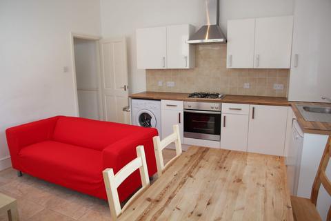 3 bedroom apartment to rent, Stondon Park, Honor Oak, London, SE23
