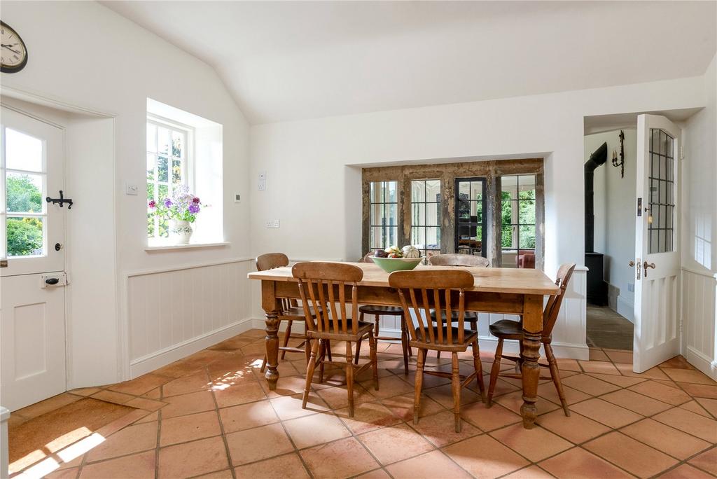 Breakfast Room