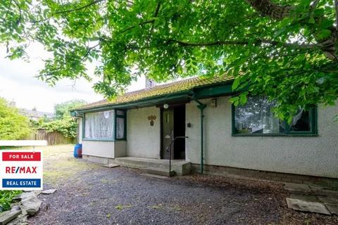 3 bedroom detached bungalow for sale, Castle Wynd, Lauder TD2