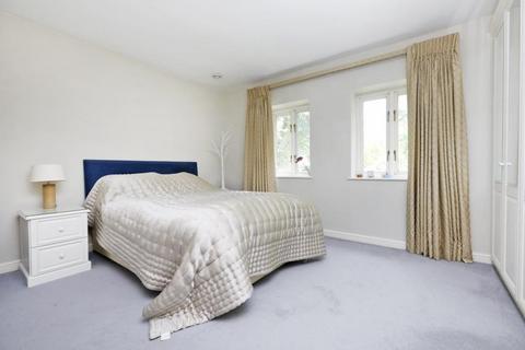 2 bedroom apartment for sale, Rushmore House, Russell Road, Kensington, W14