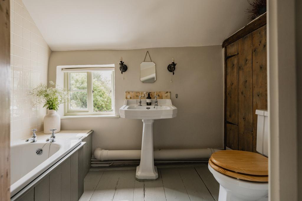 213570 - Willow Tree Cottage-7.jpg