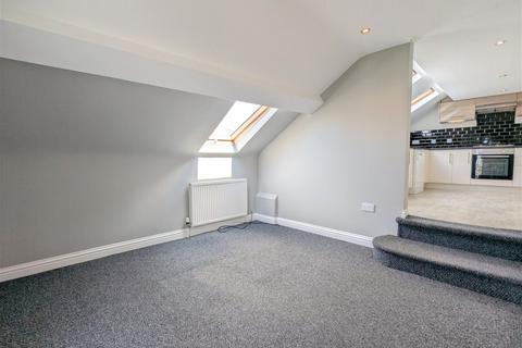 3 bedroom apartment to rent, Talbot Street, Southport, PR8 1HS