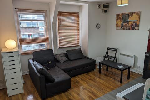 1 bedroom flat to rent, Goswell Road, London EC1V