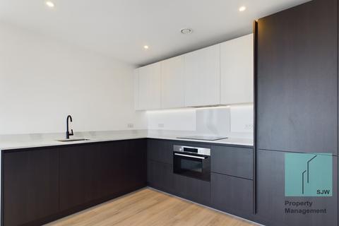 1 bedroom apartment to rent, Silverleaf House, London W3