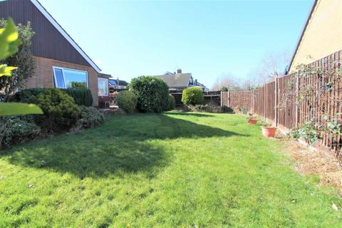 2 bedroom detached bungalow for sale, Hylion Road, West Knighton