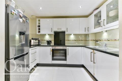 2 bedroom apartment for sale, Watson Place, South Norwood