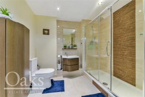 80 Watson Place, London, SE25 5FA