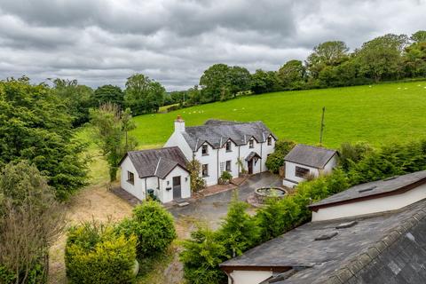 11 bedroom property with land for sale, Cribyn, Lampeter, SA48