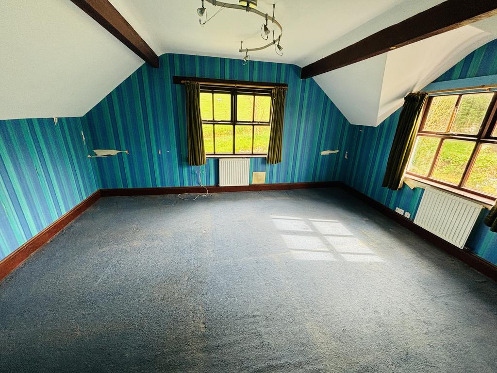 Cefn bryn uchaf   bedroom 1 (principal)