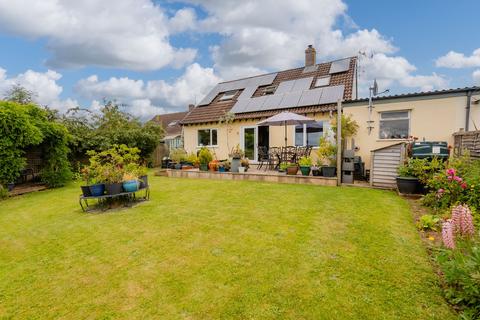 12 Collatons Walk, Bow, Crediton, EX17 6LS